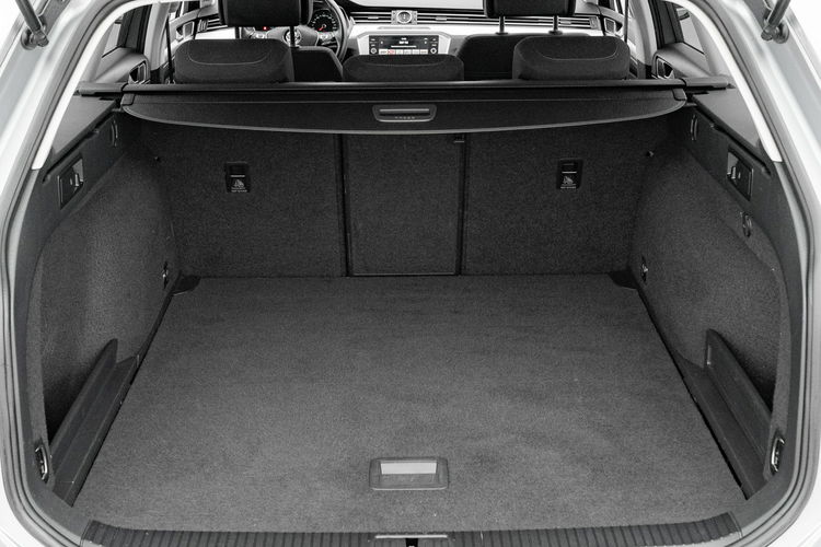 Volkswagen Passat WD8203H# 2.0 TDI Comfortline Podgrz.f 3 stref klima Salon PL VAT23% zdjęcie 28