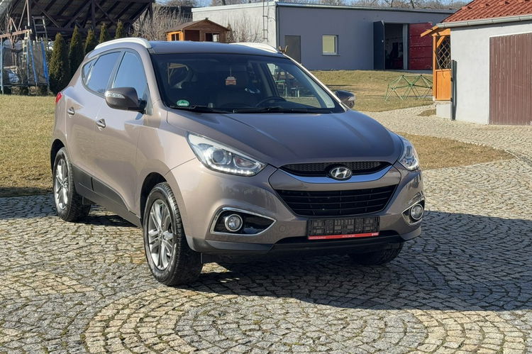 Hyundai ix35 1.7 CRDI 116KM z Niemiec, LIFT 2014, Pół-skóry, Grzane fotele + kanapa zdjęcie 4