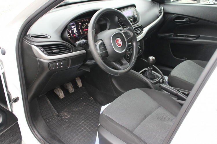 Fiat Tipo 1.4i LPG Classic eurosamochody.pl Salon Polska Sedan Gwarancja zdjęcie 8