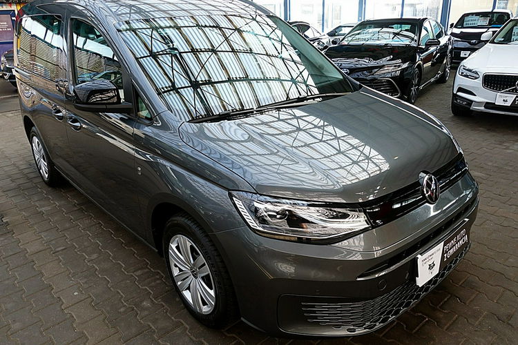 Volkswagen Caddy 5 New AUTOMAT+LED+NAVI ASO GWARANCJA I-wł Kraj Bezwyp F23% 4x2 zdjęcie 59