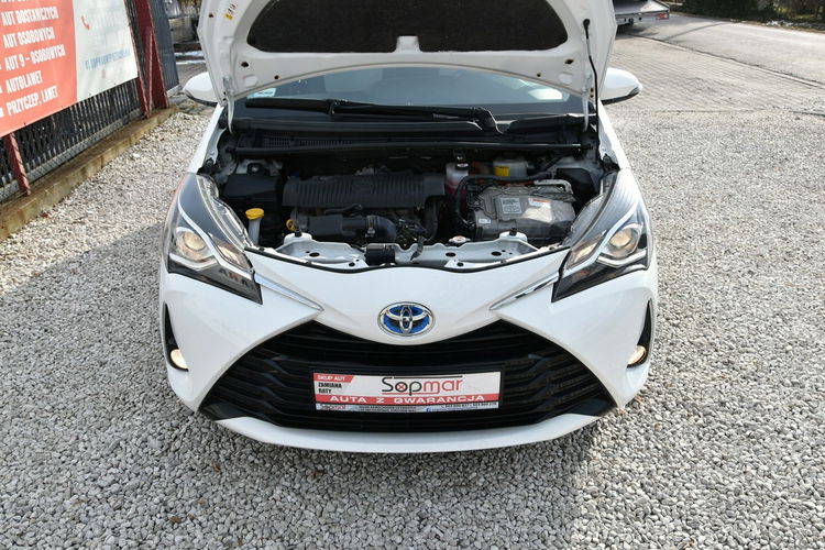 Toyota Yaris 1.5 HYBRID 75KM Automat 2018r. Polski SALON 27tkm Kamera Climatronic zdjęcie 25