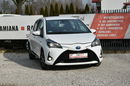 Toyota Yaris 1.5 HYBRID 75KM Automat 2018r. Polski SALON 27tkm Kamera Climatronic zdjęcie 7
