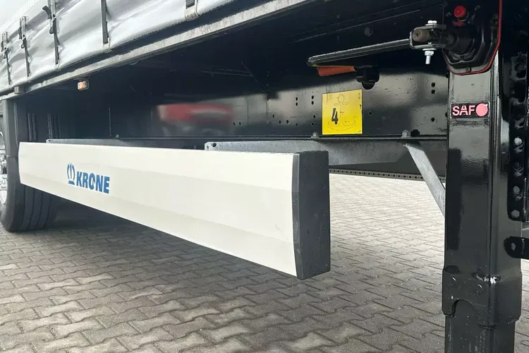 Krone STANDARD / FIRANKA / XL / FABRYCZNE OGUMIENIE / MAŁY PRZEBIEG / STAN BARDZO DOBRY zdjęcie 18