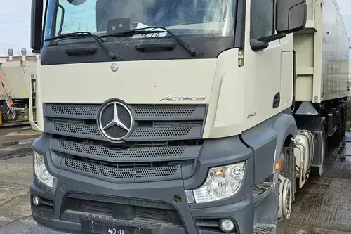Mercedes ACTROS 1843