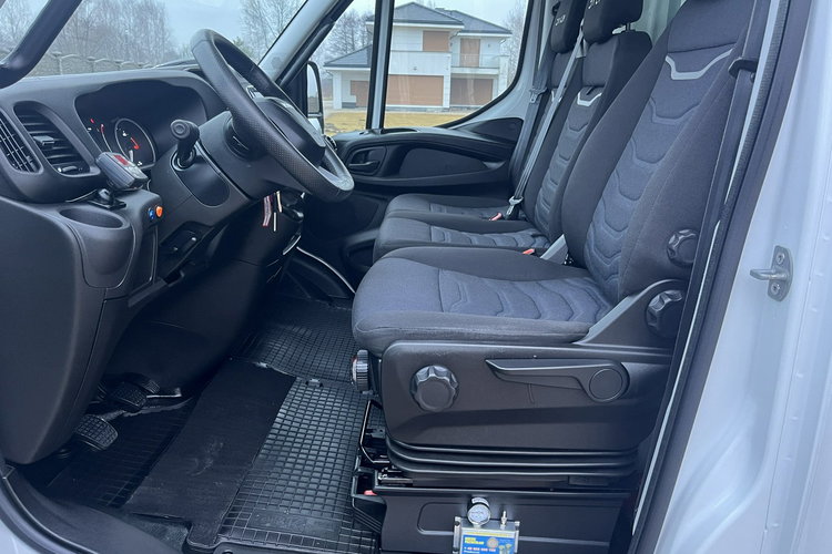 Iveco Daily 35S18 Winda - 750Kg Chłodnia Carrier -29 C/+20 C + (230V) 3.0/180KM zdjęcie 20