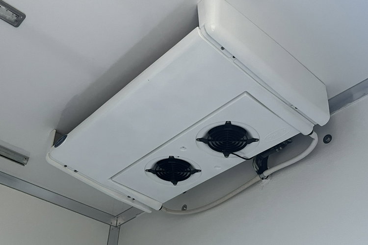 Iveco Daily 35S18 Winda - 750Kg Chłodnia Carrier -29 C/+20 C + (230V) 3.0/180KM zdjęcie 32