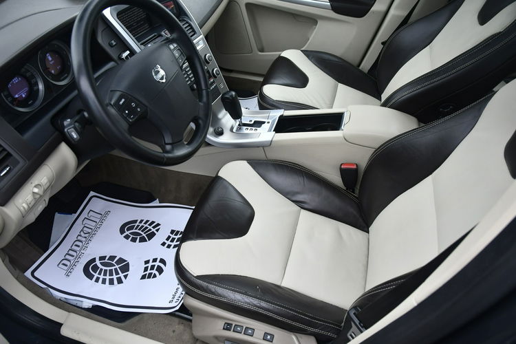 Volvo XC 60 2.4diesel 4X4. Automat.Navi.Skóry.Xenony.Szyberdach.Fotele z pamięci.a zdjęcie 15