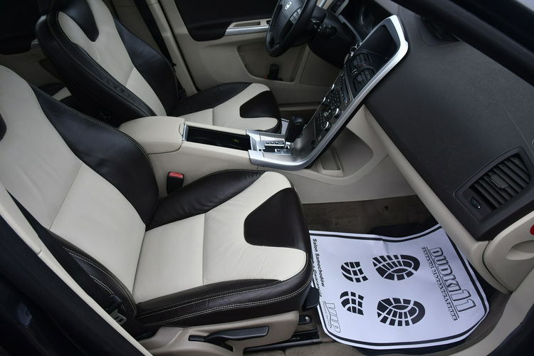 Volvo XC 60 2.4diesel 4X4. Automat.Navi.Skóry.Xenony.Szyberdach.Fotele z pamięci.a zdjęcie 23