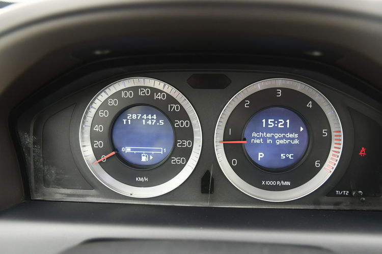 Volvo XC 60 2.4diesel 4X4. Automat.Navi.Skóry.Xenony.Szyberdach.Fotele z pamięci.a zdjęcie 31