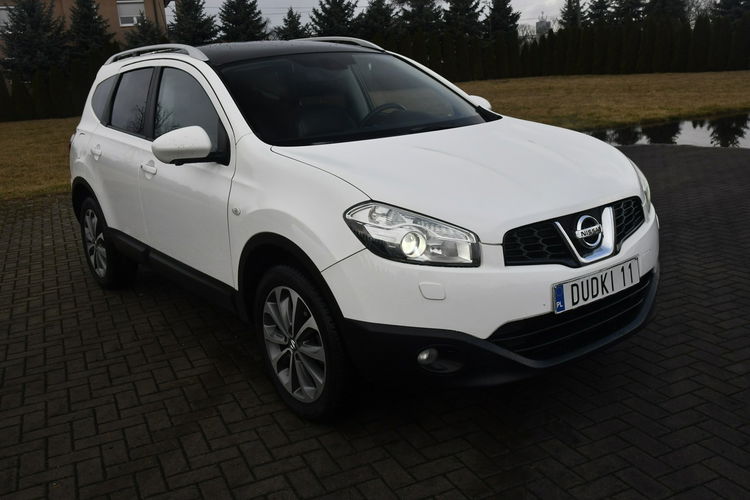 Nissan Qashqai+2 2.0benz 7 Fot.4x4.Navi.Kam.Cof.Skóry.BOSE.Panorama Dach.Kamery 360Stop zdjęcie 2