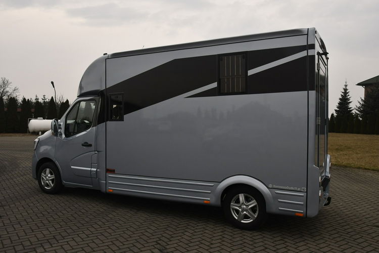 Renault Master Koniowóz 2.3dci Nowa Zabudowa Ogierowa. Kamery na Stanowiska zdjęcie 13
