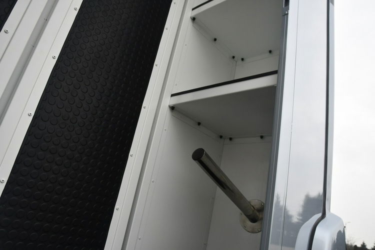 Renault Master Koniowóz 2.3dci Nowa Zabudowa Ogierowa. Kamery na Stanowiska zdjęcie 24