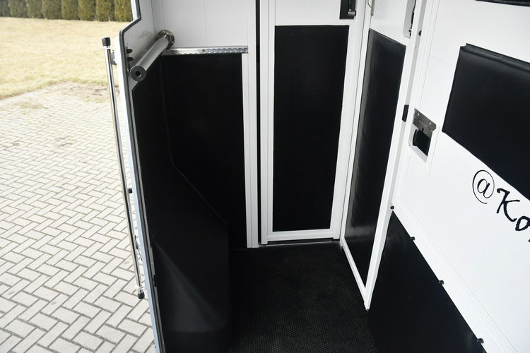 Renault Master Koniowóz 2.3dci Nowa Zabudowa Ogierowa. Kamery na Stanowiska zdjęcie 28