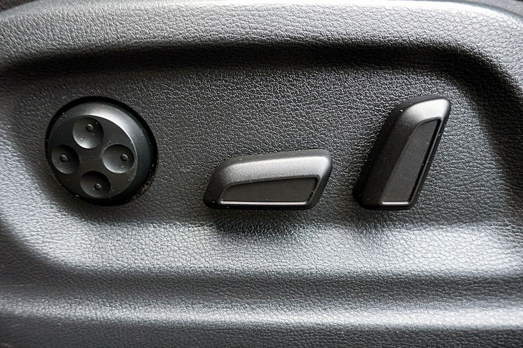 Volkswagen Tiguan SPORT&STYLE 4x4 Skóra+Automat+Xenon GWARANCJA KRAJOWY Bezwypadkowy 4x2 zdjęcie 16