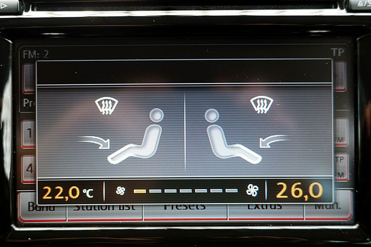 Volkswagen Tiguan SPORT&STYLE 4x4 Skóra+Automat+Xenon GWARANCJA KRAJOWY Bezwypadkowy 4x2 zdjęcie 26