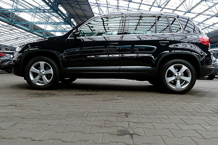 Volkswagen Tiguan SPORT&STYLE 4x4 Skóra+Automat+Xenon GWARANCJA KRAJOWY Bezwypadkowy 4x2 zdjęcie 4