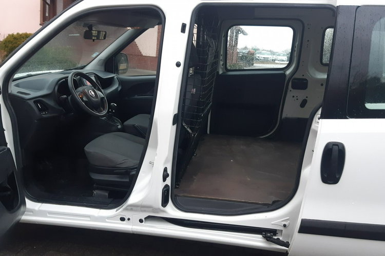 Fiat Doblo zdjęcie 7