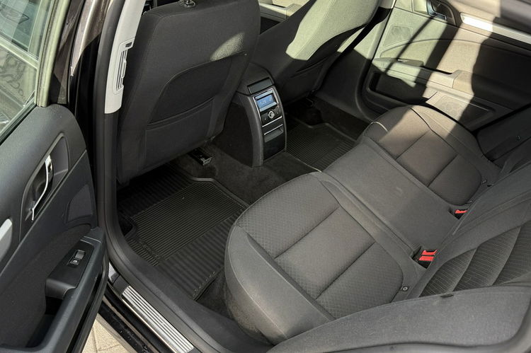 Skoda Superb 2.0tdi 170KM dsg ledy bi xenon Navi el.klapa bezwypadkowy serwis 1r.gw zdjęcie 28