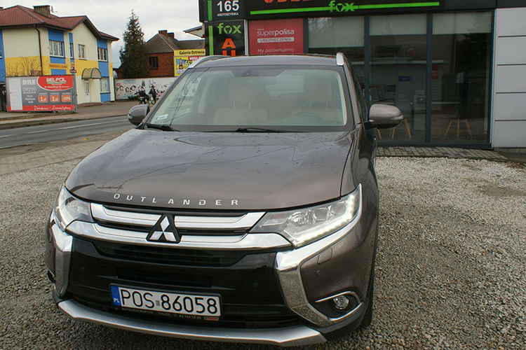 Mitsubishi Outlander SALON PL 4x4 7 osobowy Gwarancja 6mc zdjęcie 2