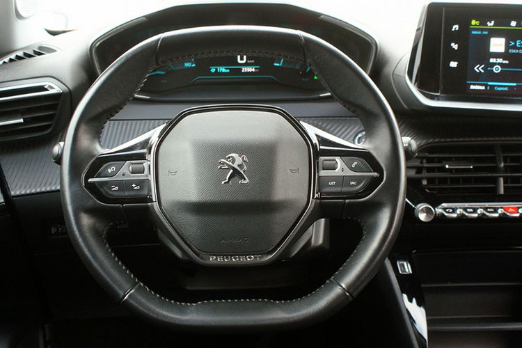 Peugeot 2008 zdjęcie 16