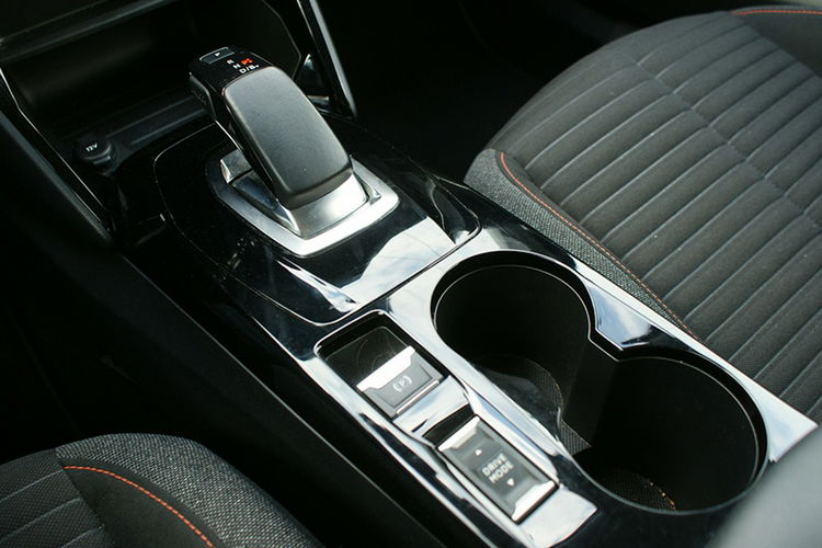Peugeot 2008 zdjęcie 19