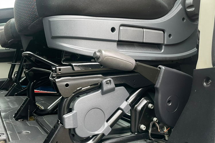 Peugeot Boxer 2.0 130KM 2018 L2H2 Brygadówka 6osobowy Klimatyzacja Tempomat zdjęcie 20