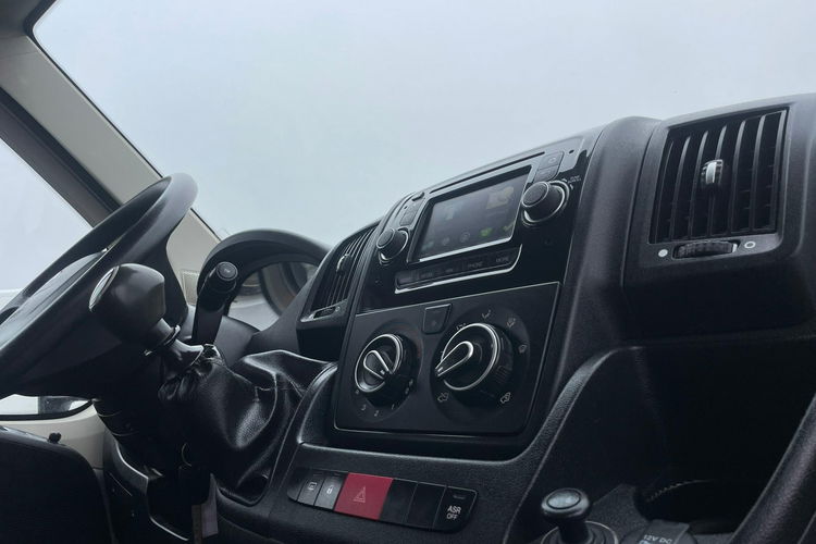 Peugeot Boxer 2.0 130KM 2018 L2H2 Brygadówka 6osobowy Klimatyzacja Tempomat zdjęcie 27