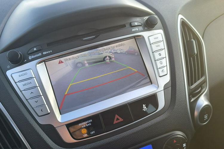Hyundai ix35 2.0 CRDi 136KM 4x4 Klimatronic Navi Skóra Kamera zdjęcie 11