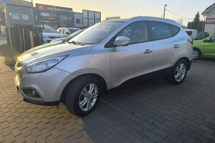 Hyundai ix35 2.0 CRDi 136KM 4x4 Klimatronic Navi Skóra Kamera zdjęcie 6
