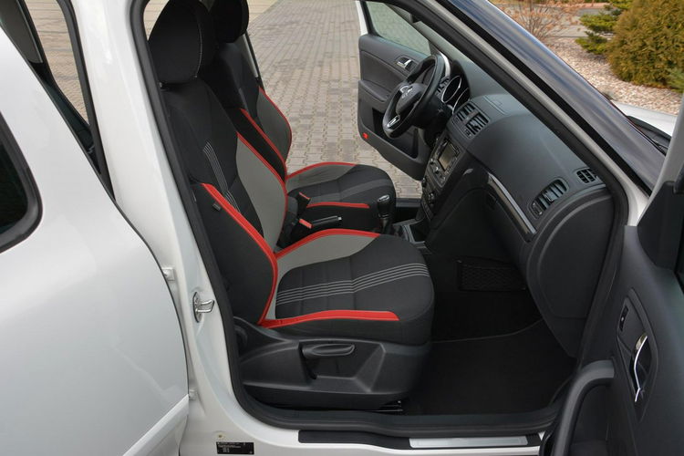 Yeti Monte Carlo Bi-xenon Park Assist 2XPark Ledy 4x4 Navi Kamera ASO SKODA zdjęcie 17