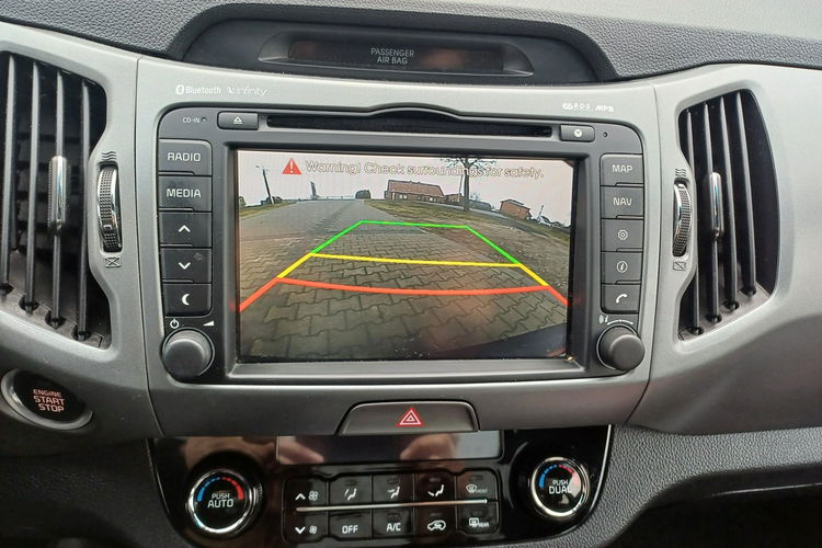 Kia Sportage 1.7 CRDi Nawigacja Solardach Kamera Cofania Klimatronic zdjęcie 15
