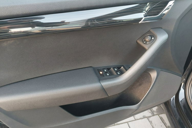 Skoda Octavia Polski salon, bezwypadkowy, 1.8 180PS, STYLE, Full LED. zdjęcie 21