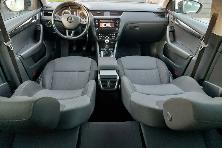 Skoda Octavia Polski salon, bezwypadkowy, 1.8 180PS, STYLE, Full LED. zdjęcie 24