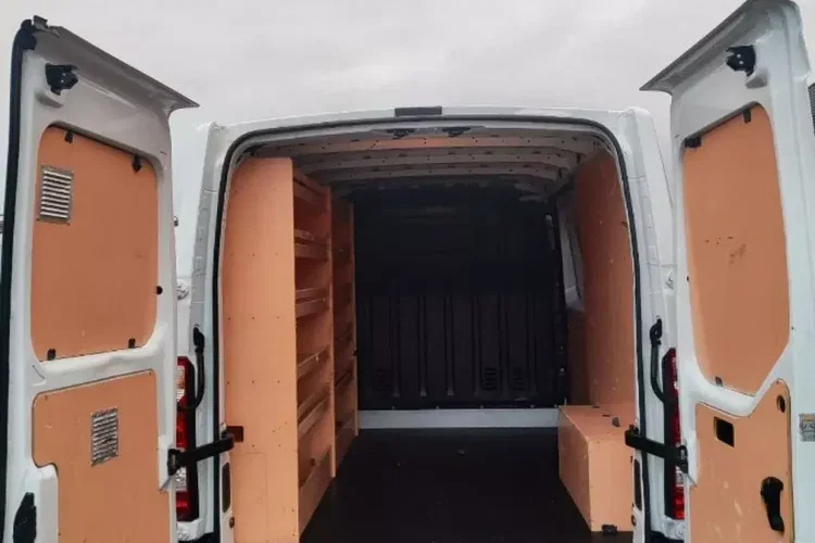 Opel Movano zdjęcie 18