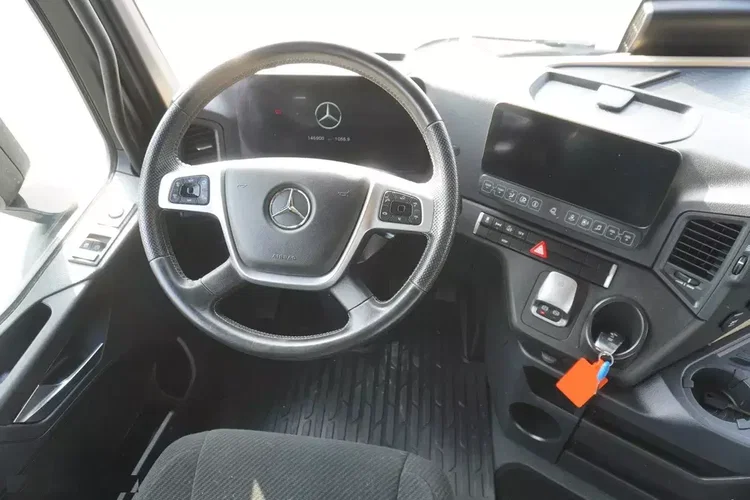 Mercedes Actros L 2545 / NOWA Chłodnia Lamberet / 2023 / 140 tys. km zdjęcie 19