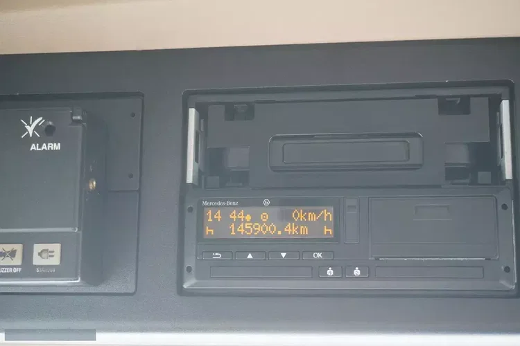 Mercedes Actros L 2545 / NOWA Chłodnia Lamberet / 2023 / 140 tys. km zdjęcie 20