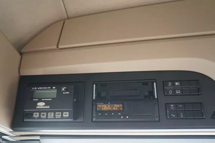 Mercedes Actros L 2545 / NOWA Chłodnia Lamberet / 2023 / 140 tys. km zdjęcie 21