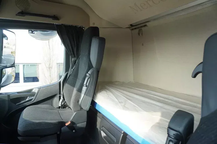 Mercedes Actros L 2545 / NOWA Chłodnia Lamberet / 2023 / 140 tys. km zdjęcie 25