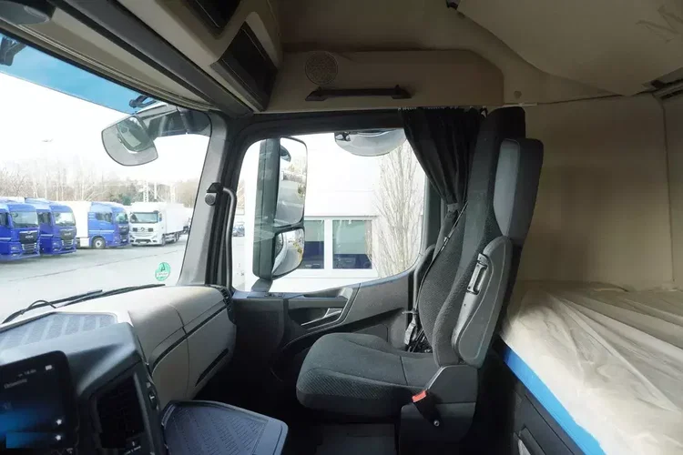 Mercedes Actros L 2545 / NOWA Chłodnia Lamberet / 2023 / 140 tys. km zdjęcie 26