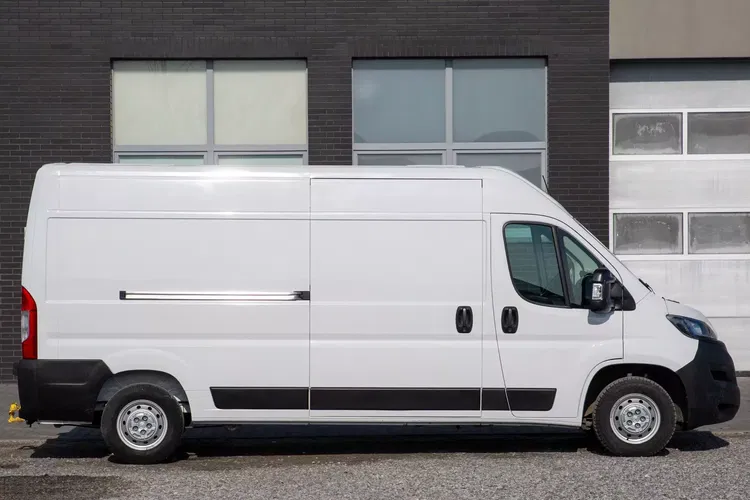 Peugeot Boxer L3H2 Silnik 2.2 BlueHDI zdjęcie 3
