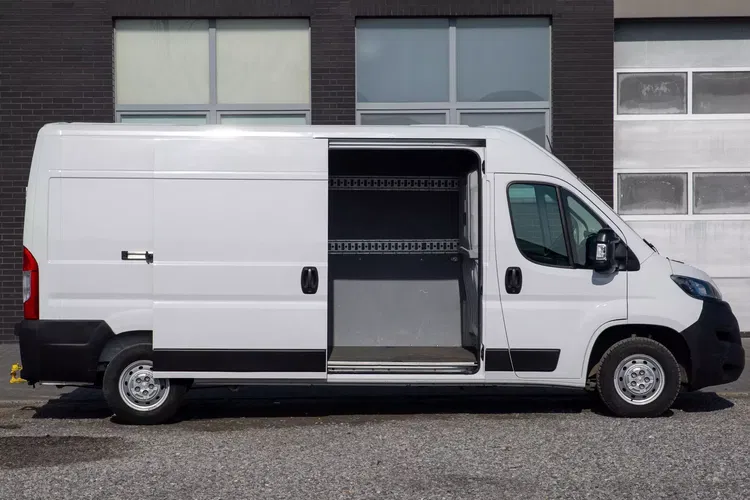 Peugeot Boxer L3H2 Silnik 2.2 BlueHDI zdjęcie 7