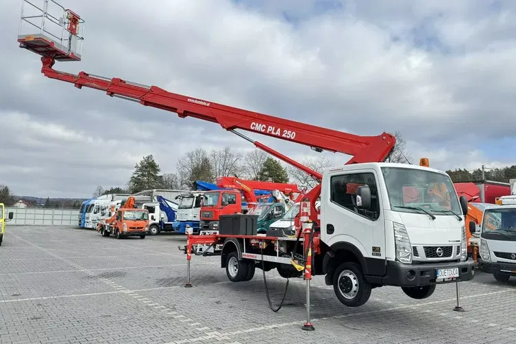 Nissan Cabstar zdjęcie 28
