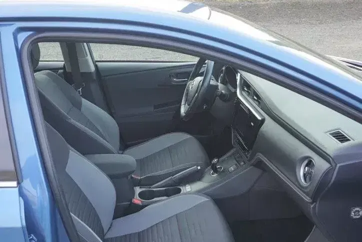 Toyota auris zdjęcie 31