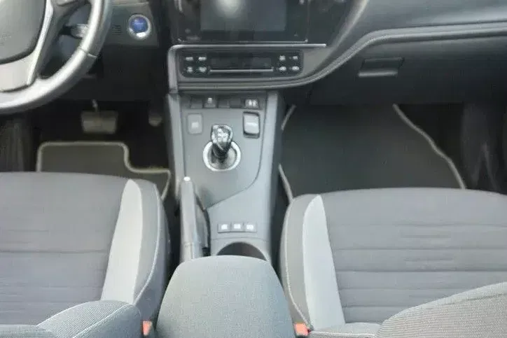 Toyota auris zdjęcie 35