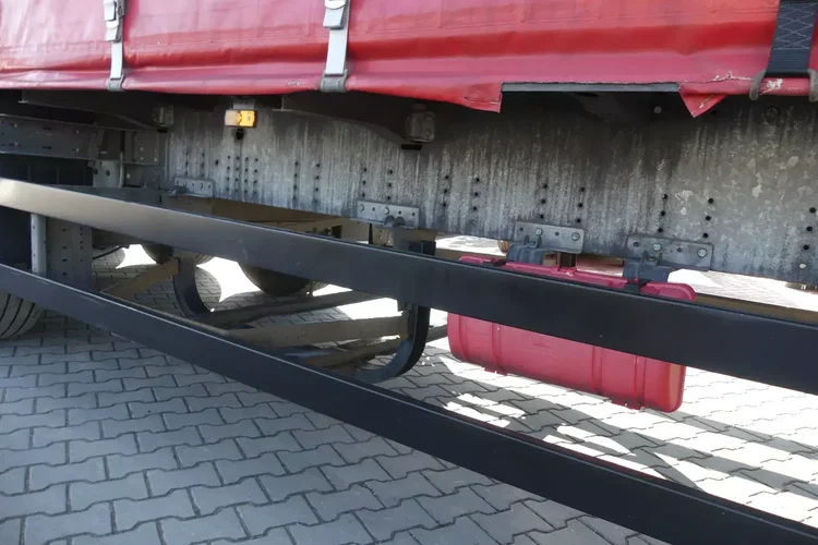 Schmitz FIRANKA / STANDARD / W OCYNKU / zdjęcie 27