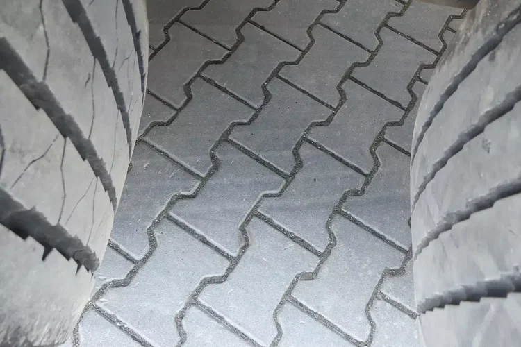 Schmitz FIRANKA / STANDARD / W OCYNKU / zdjęcie 28