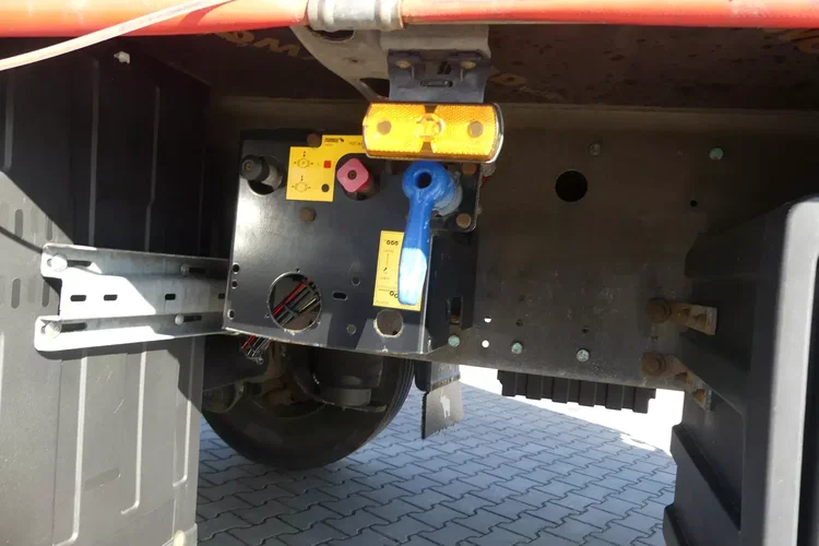 Schmitz FIRANKA / STANDARD / W OCYNKU / zdjęcie 31