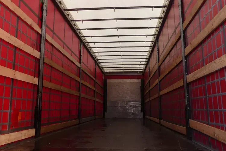 Schmitz FIRANKA / STANDARD / W OCYNKU / zdjęcie 32