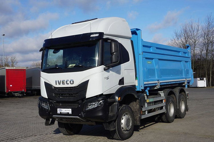Iveco AD zdjęcie 1
