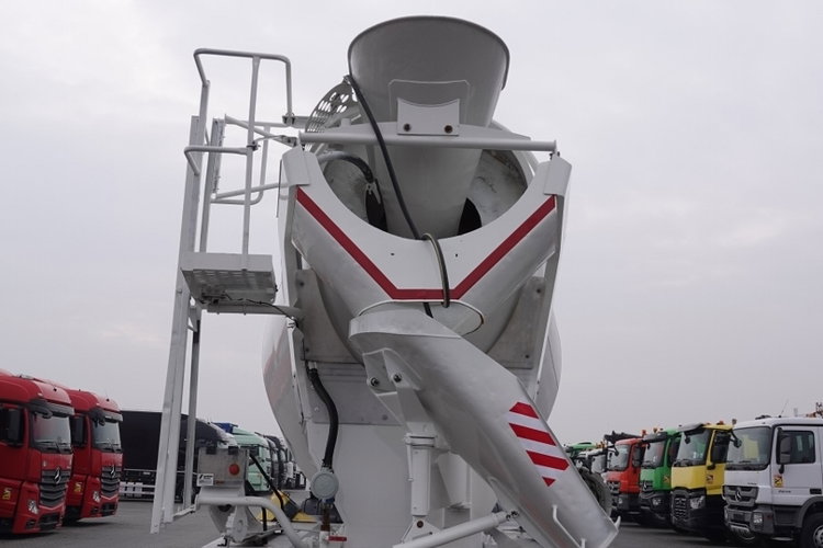 Scania / P 410 / 8X4 / BETONOMIESZARKA / GRUSZKA SCHWING STETTER / 9 m3 / EURO 6 zdjęcie 14